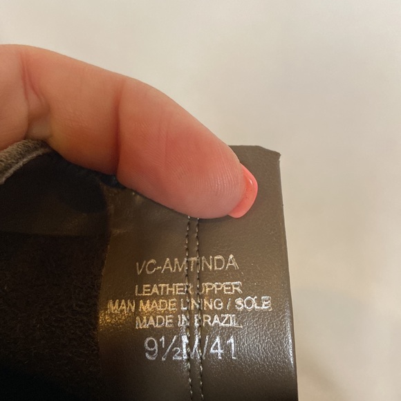 NWT Vince Camuto Amtinda square toe boots size 9.5 - Picture 8 of 8